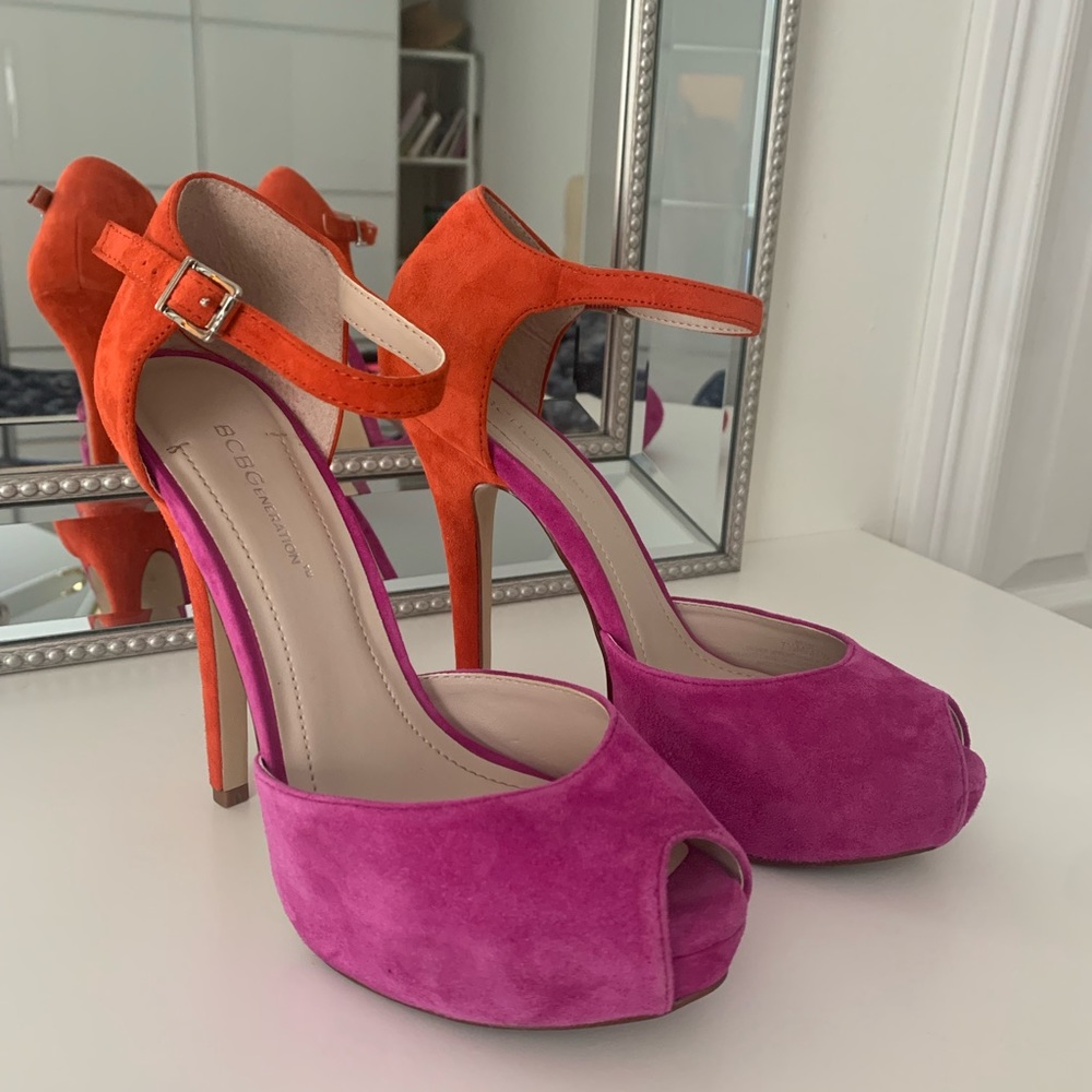 BCBG dress shoes